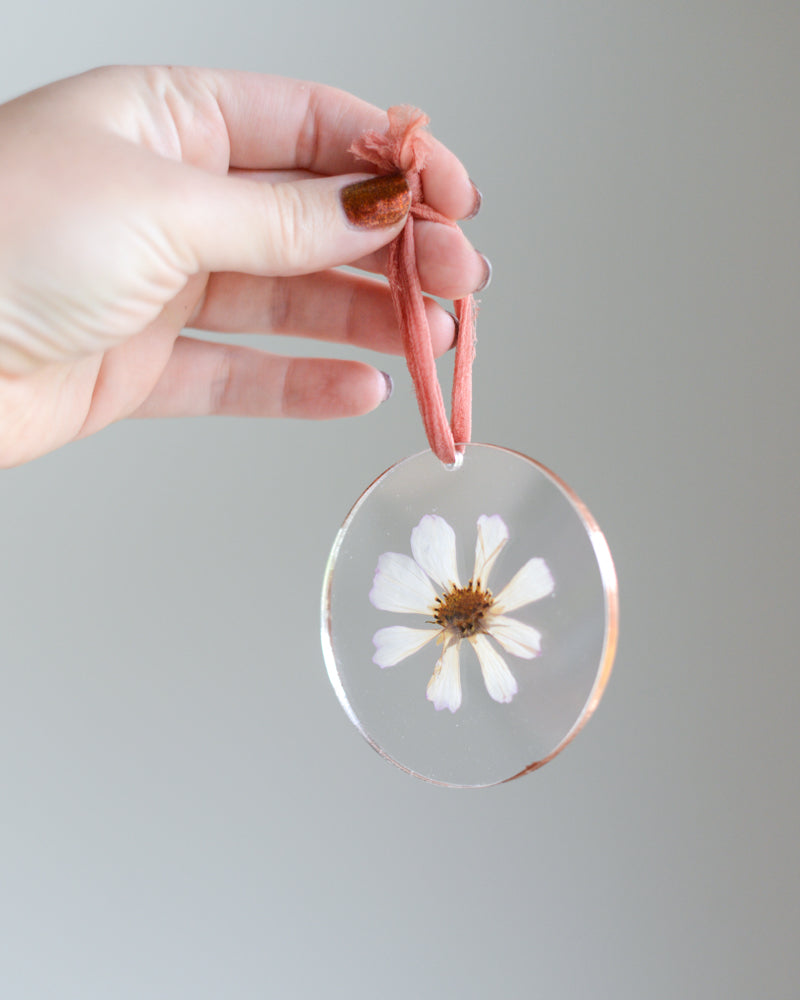 ACRYLIC Round Ornament - White Cosmo